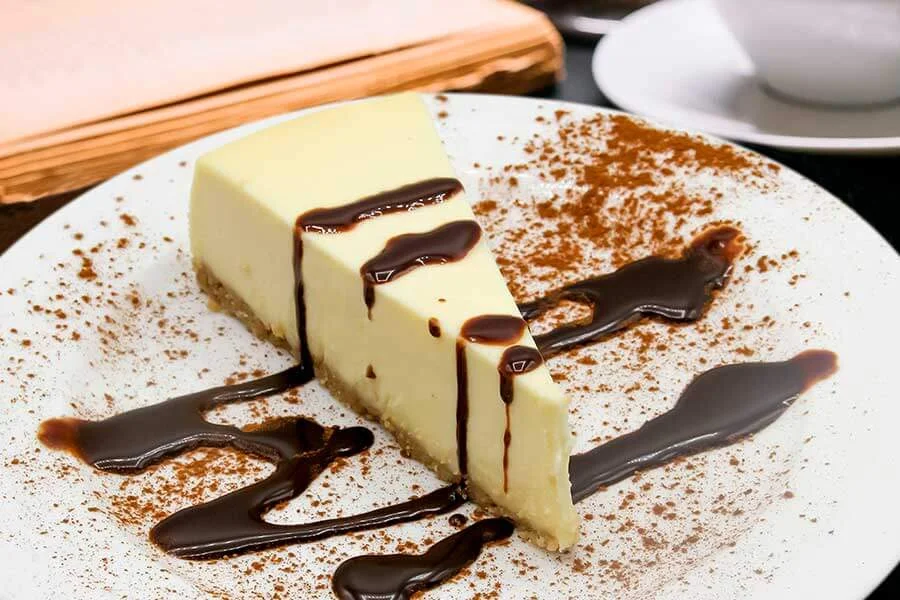 White dessert with chocolate sauce
